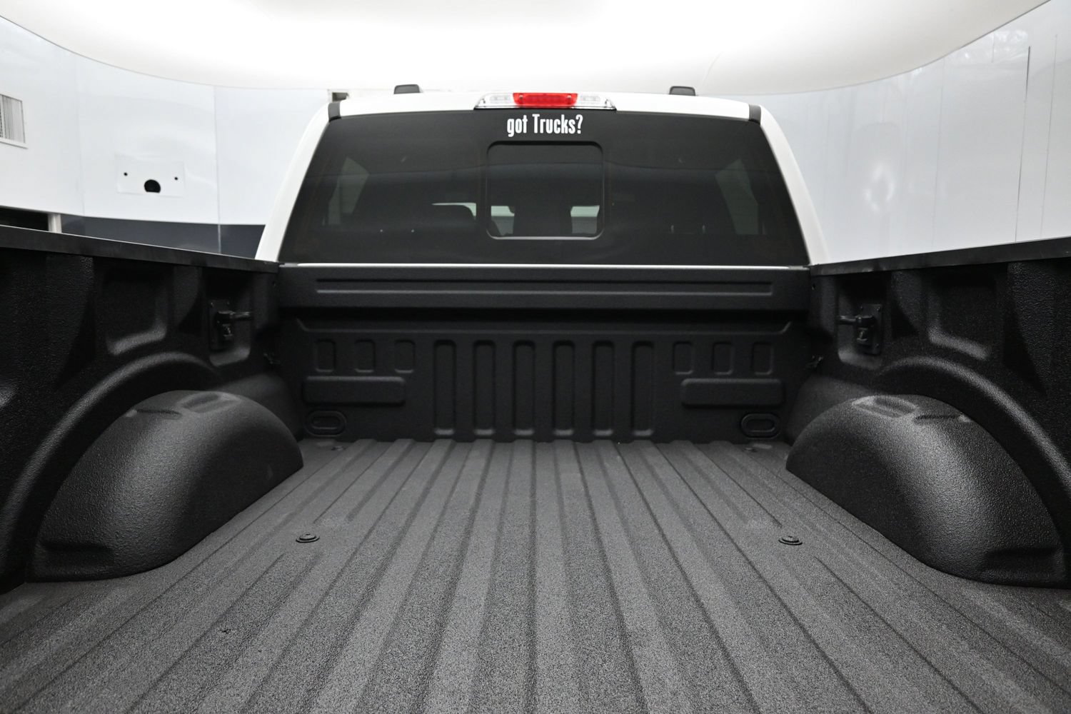 Used 2023 Ford F150 Lariat w/ Max Trailer Tow Package AWD/4WD image 7