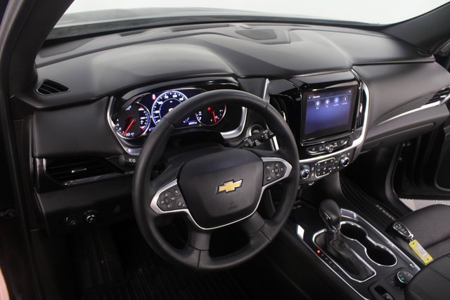 Used 2023 Chevrolet Traverse High Country image 11