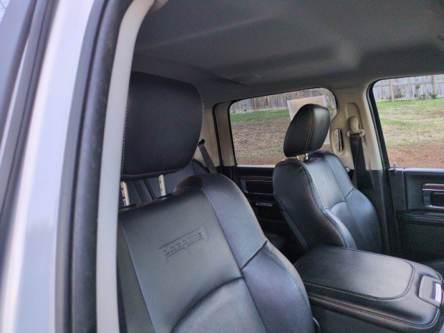 Used 2017 RAM 1500 Laramie image 48