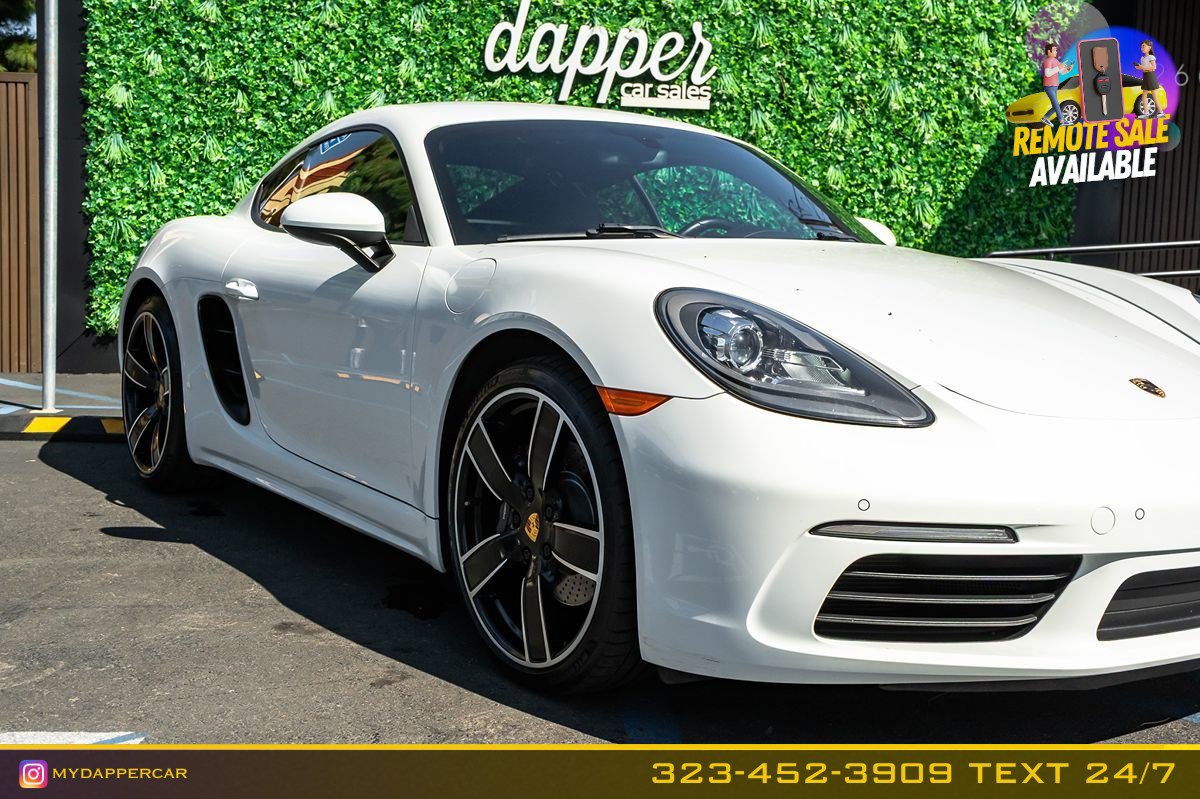 Used 2018 Porsche 718 Cayman RWD image 4