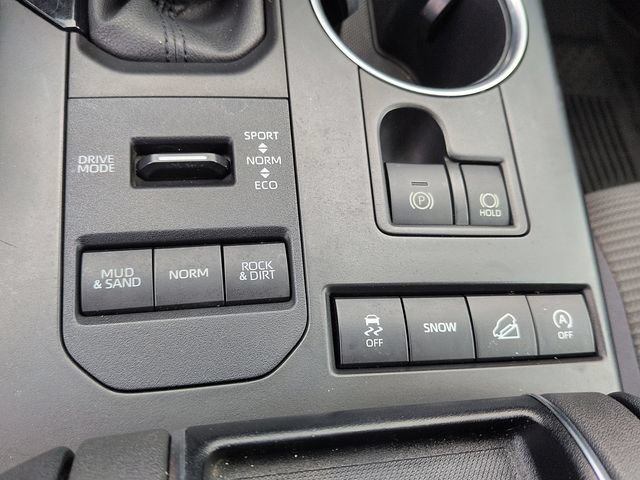 Certified 2021 Toyota Highlander LE AWD/4WD image 25