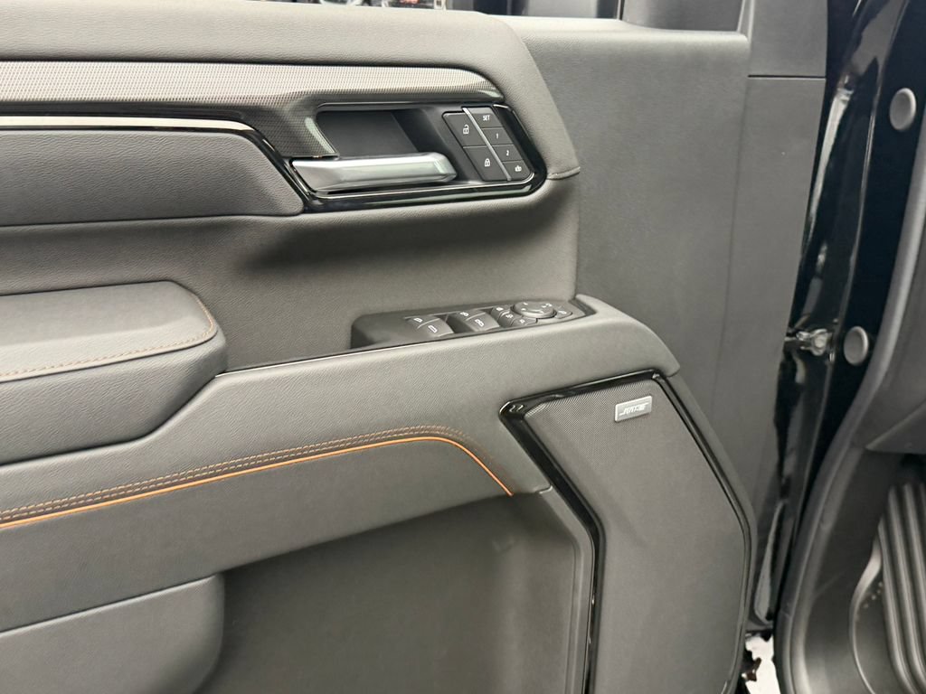 New 2026 GMC Sierra 2500 AT4 w/ AT4 Premium Plus Package AWD/4WD image 24