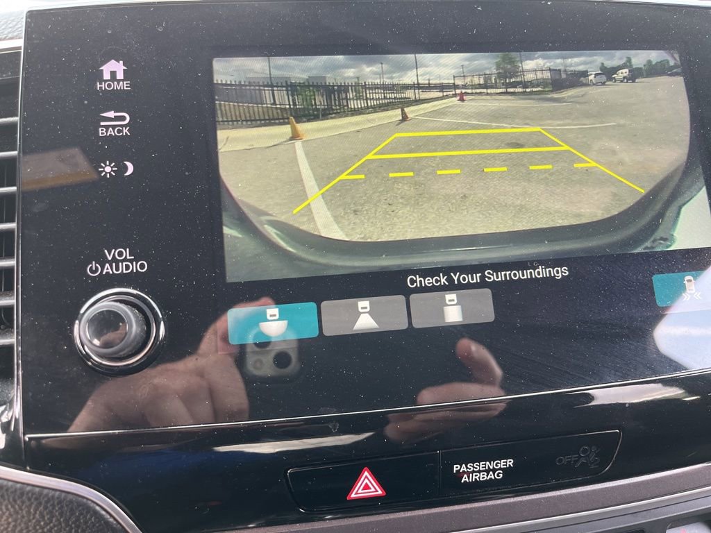 Certified 2022 Honda Pilot Sport image 21