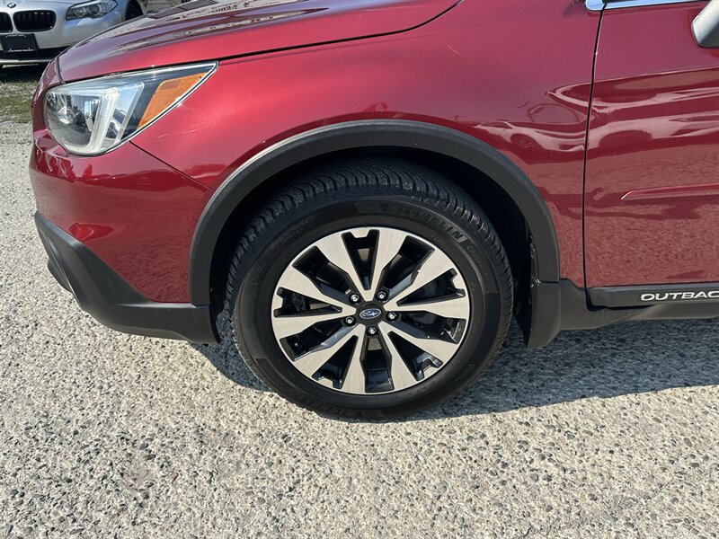 Used 2016 Subaru Outback 3.6R Limited AWD/4WD image 47