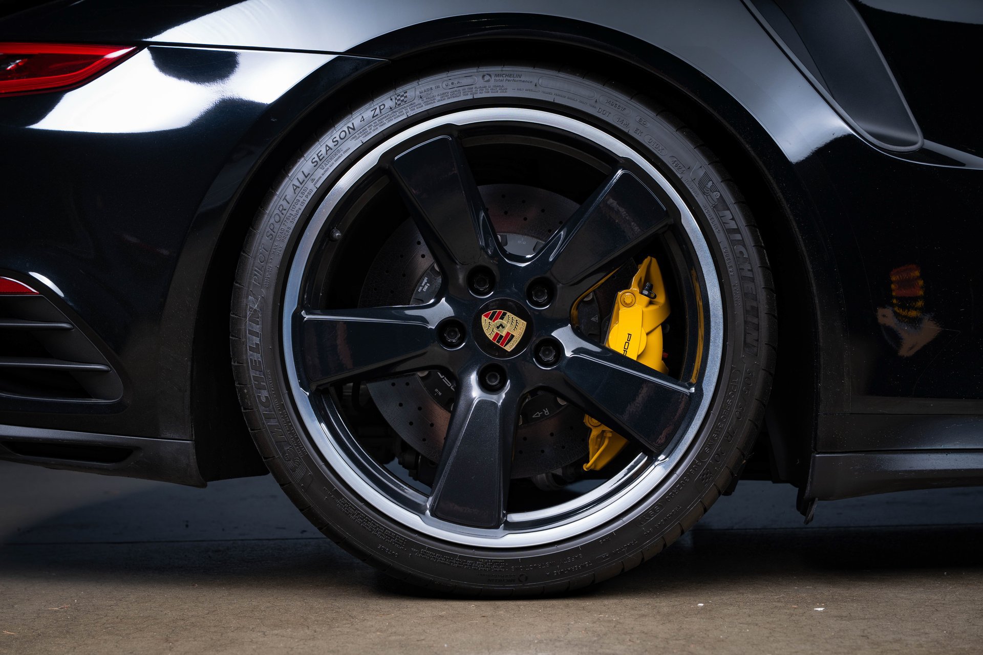 Used 2017 Porsche 911 Turbo S AWD/4WD image 32
