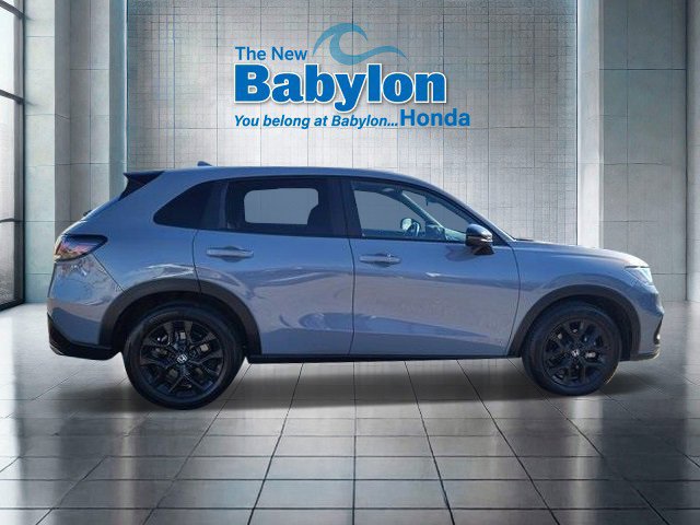 Used 2023 Honda HR-V Sport image 5