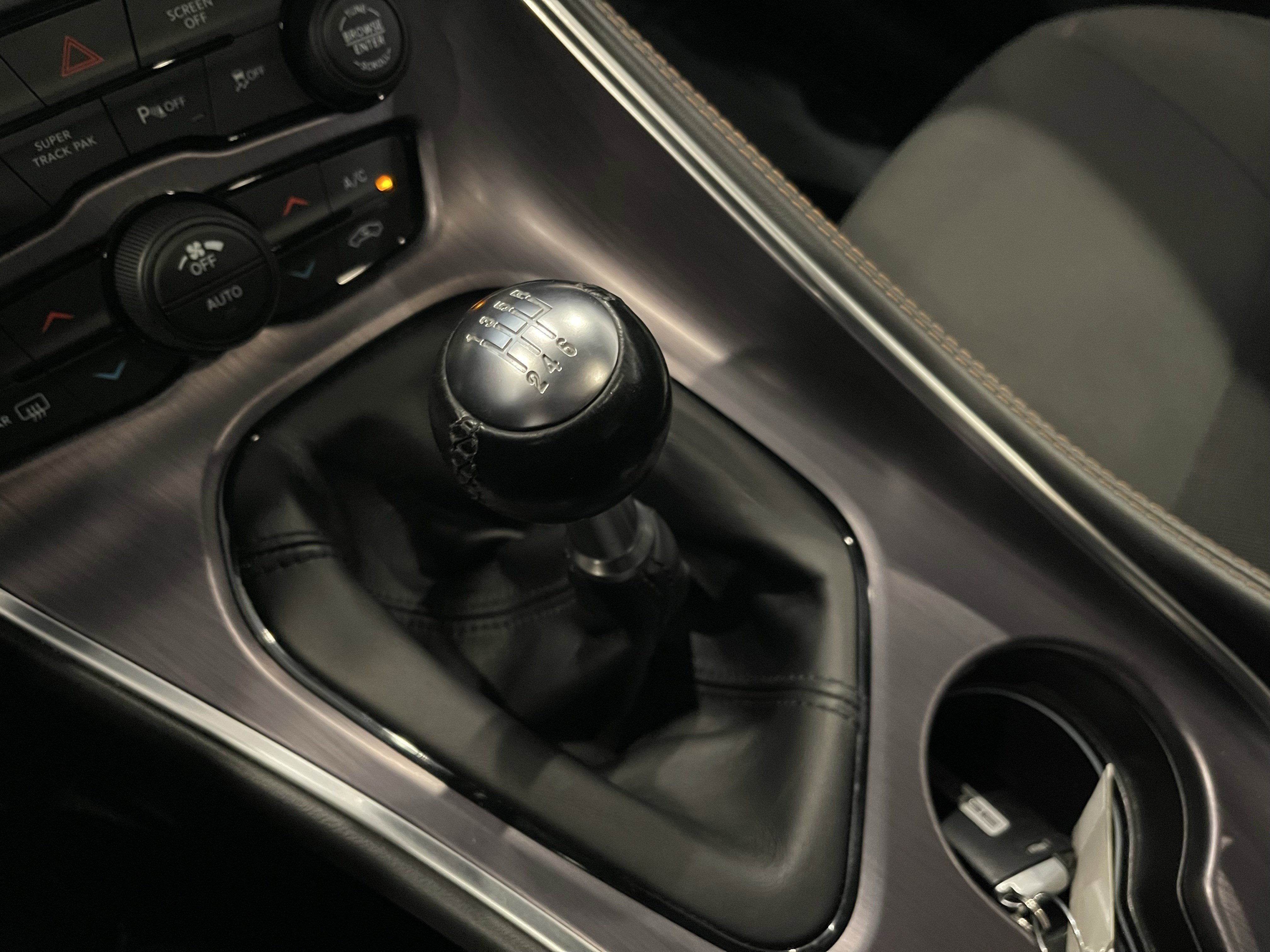 Used 2019 Dodge Challenger R/T w/ Stars & Stripes Edition RWD image 18