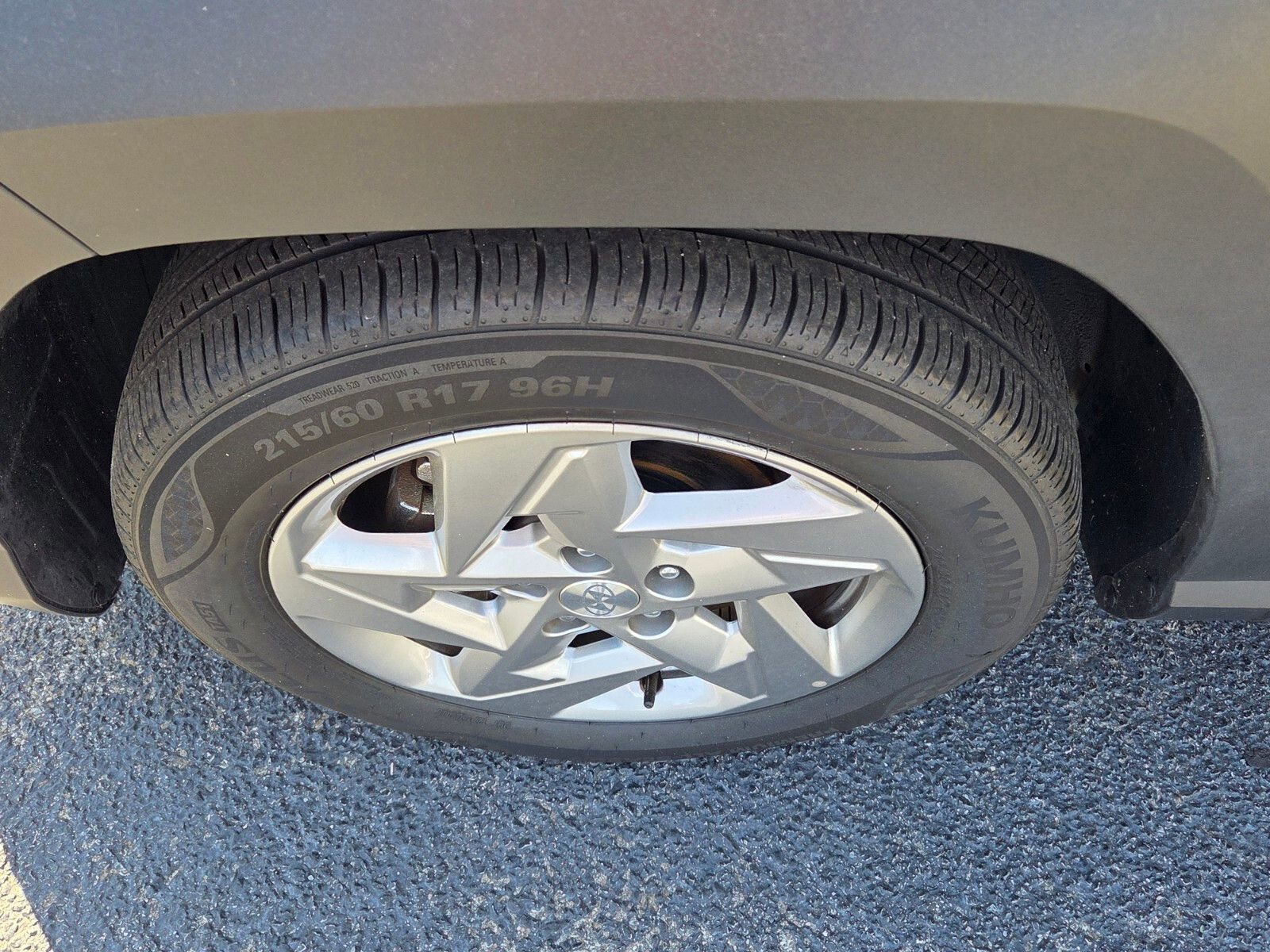 Used 2025 Hyundai Kona SE image 16