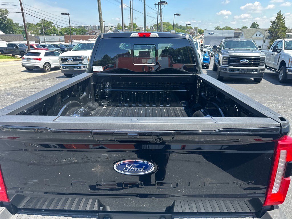 New 2025 Ford F250 Lariat w/ Chrome Package image 11