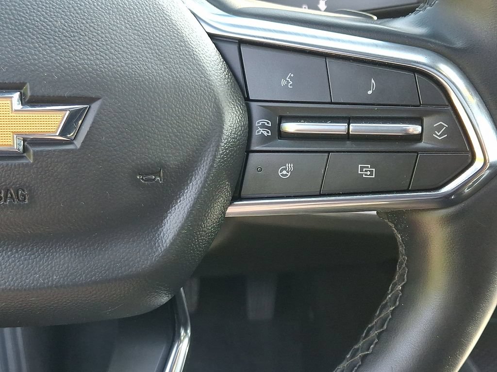 Used 2025 Chevrolet Equinox LT w/ Safety and Technology Package AWD/4WD image 22