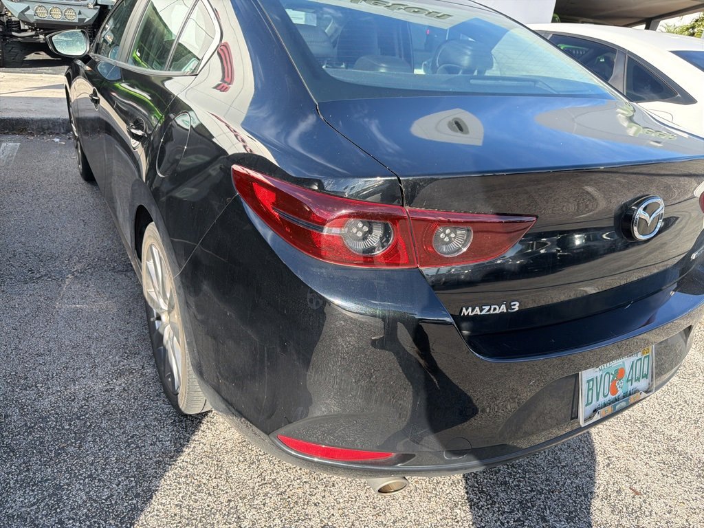 Used 2021 MAZDA MAZDA3 s image 3