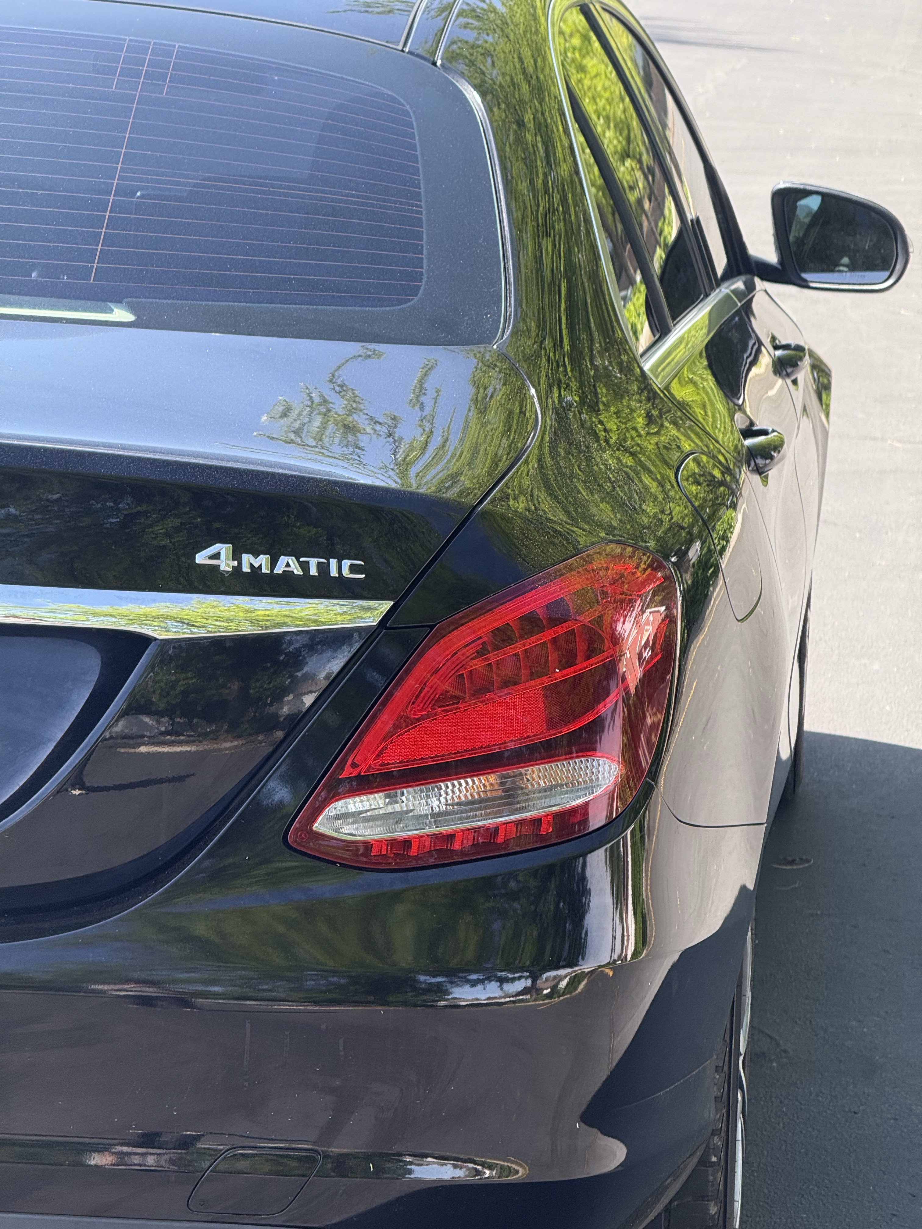 Used 2015 Mercedes-Benz C 300 4MATIC Sedan image 20