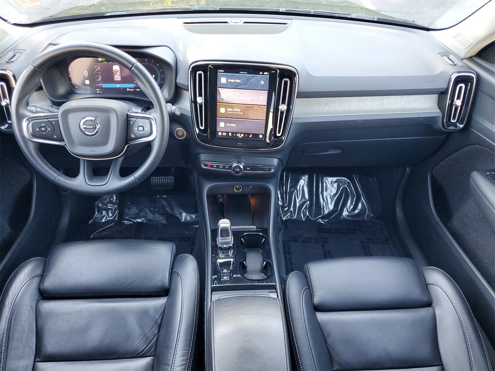 Used 2023 Volvo XC40 B5 Plus w/ Driver Assist Package image 25