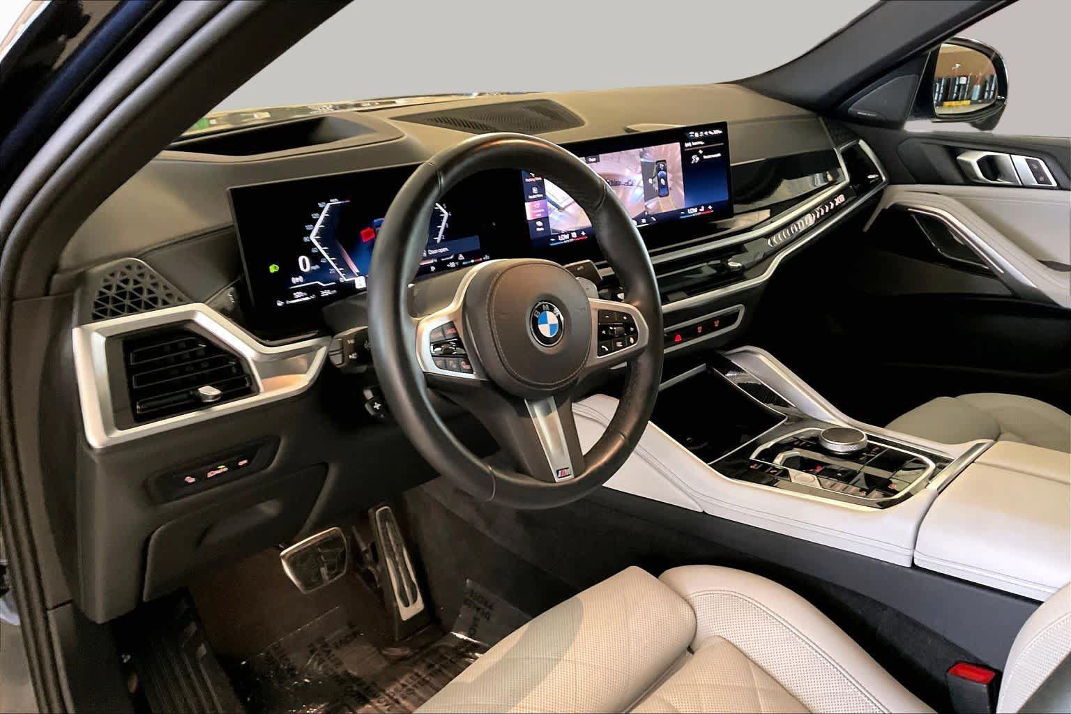 Used 2025 BMW X6 xDrive40i AWD/4WD image 16