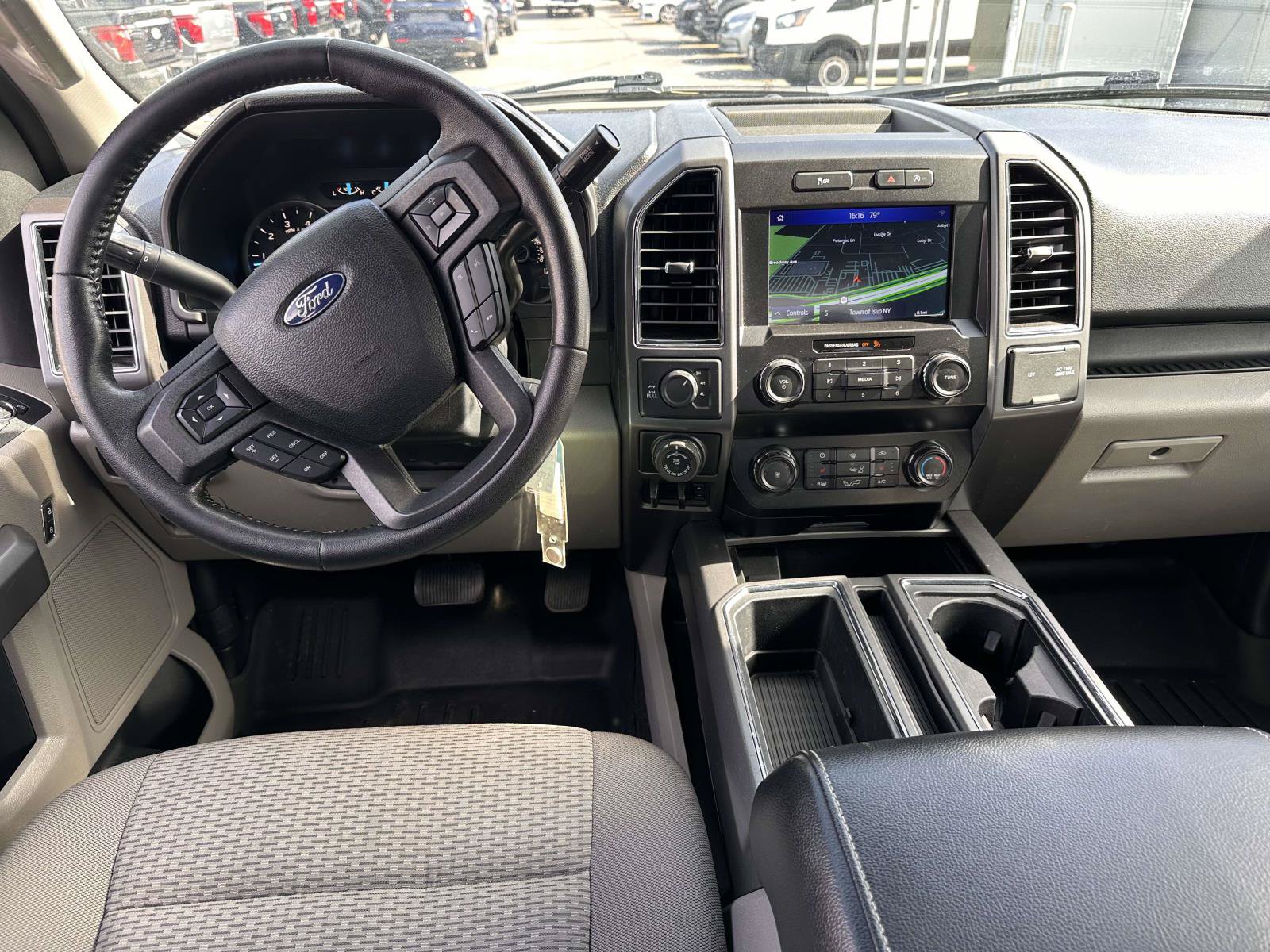 Used 2019 Ford F150 XLT w/ Equipment Group 302A Luxury AWD/4WD image 16