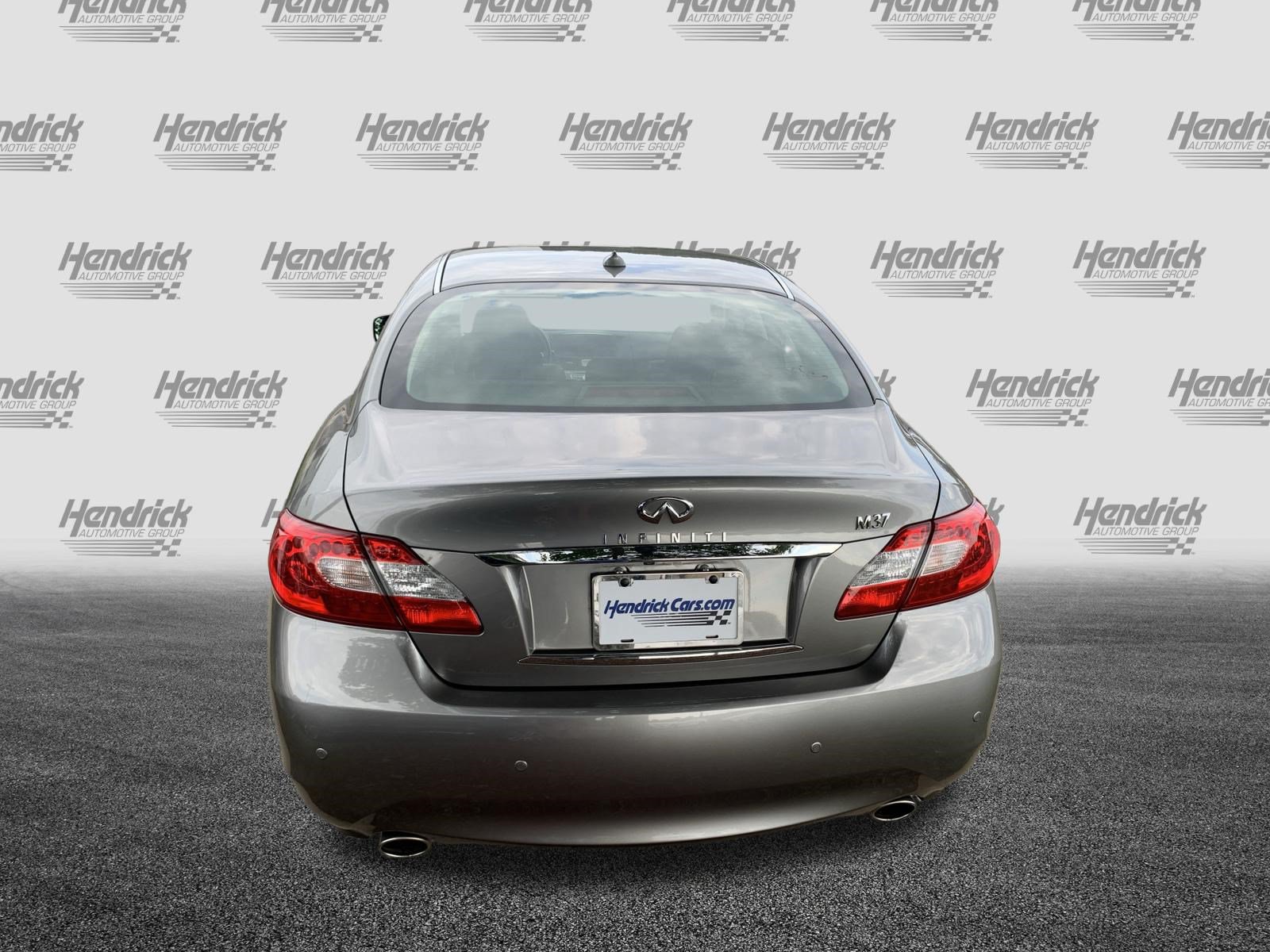 Used 2013 INFINITI M37 w/ Premium Pkg RWD image 9