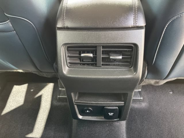 Used 2024 Ford Edge SEL w/ Sport Appearance Package AWD/4WD image 32