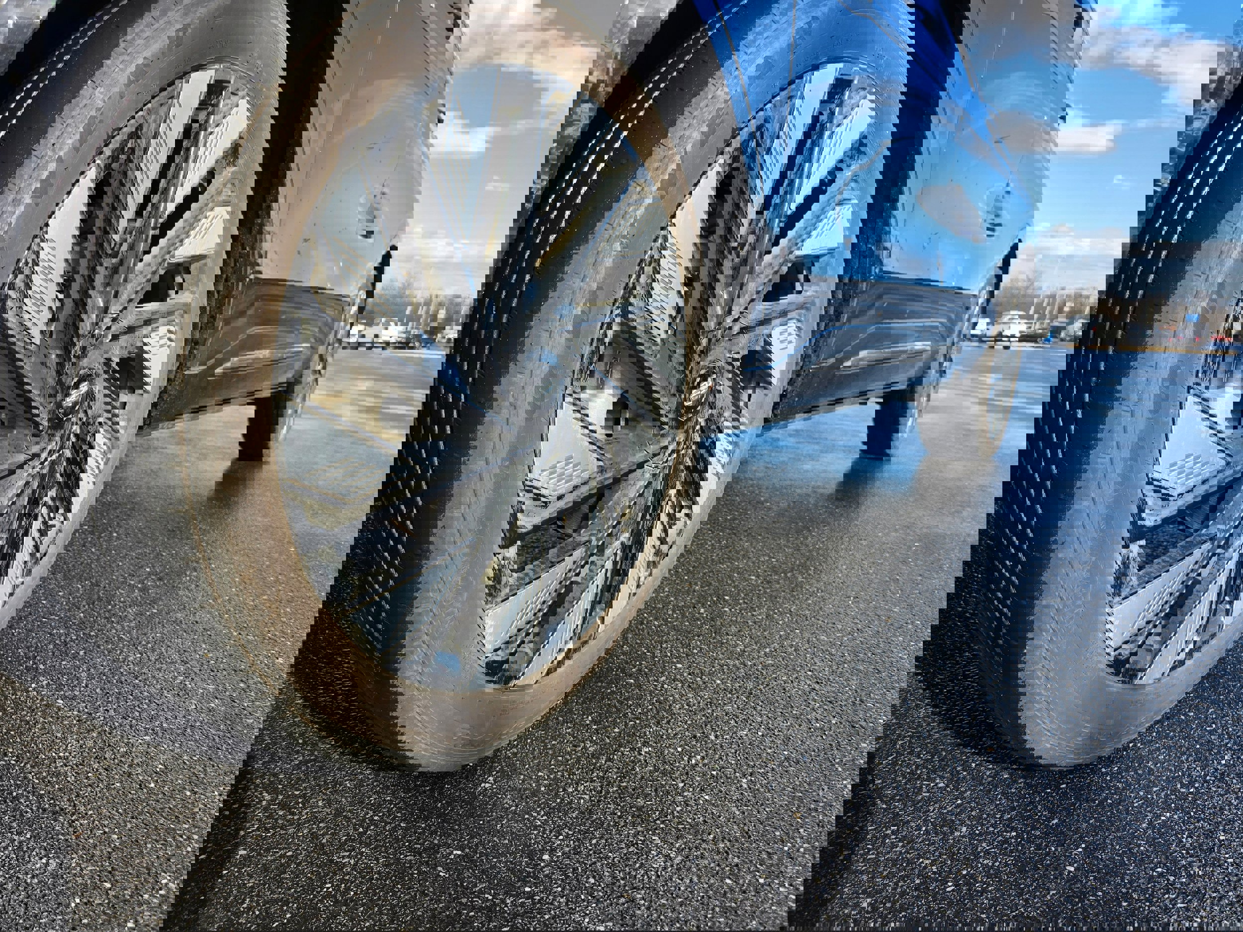 Used 2024 Lincoln Nautilus Reserve w/ Equipment Group 202A image 20