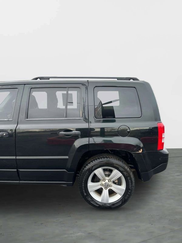 Used 2013 Jeep Patriot Sport w/ Tire & Wheel Group image 18