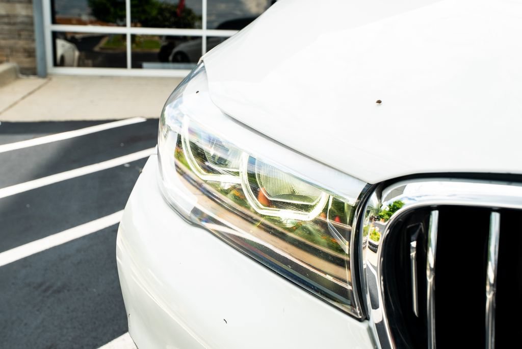 Used 2018 BMW 740i RWD image 5