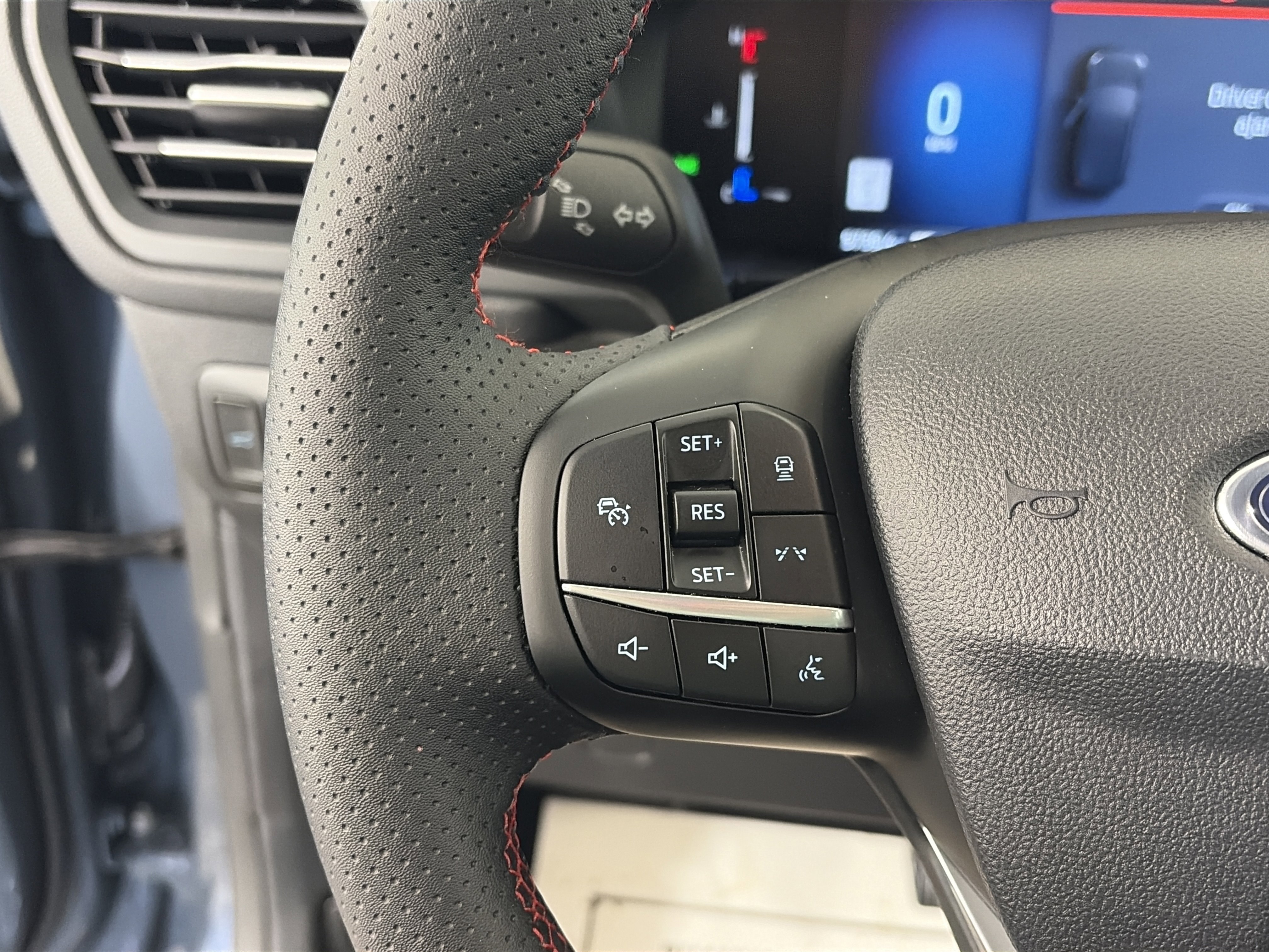 Used 2025 Ford Escape ST-Line w/ Tech Pack #1 image 33