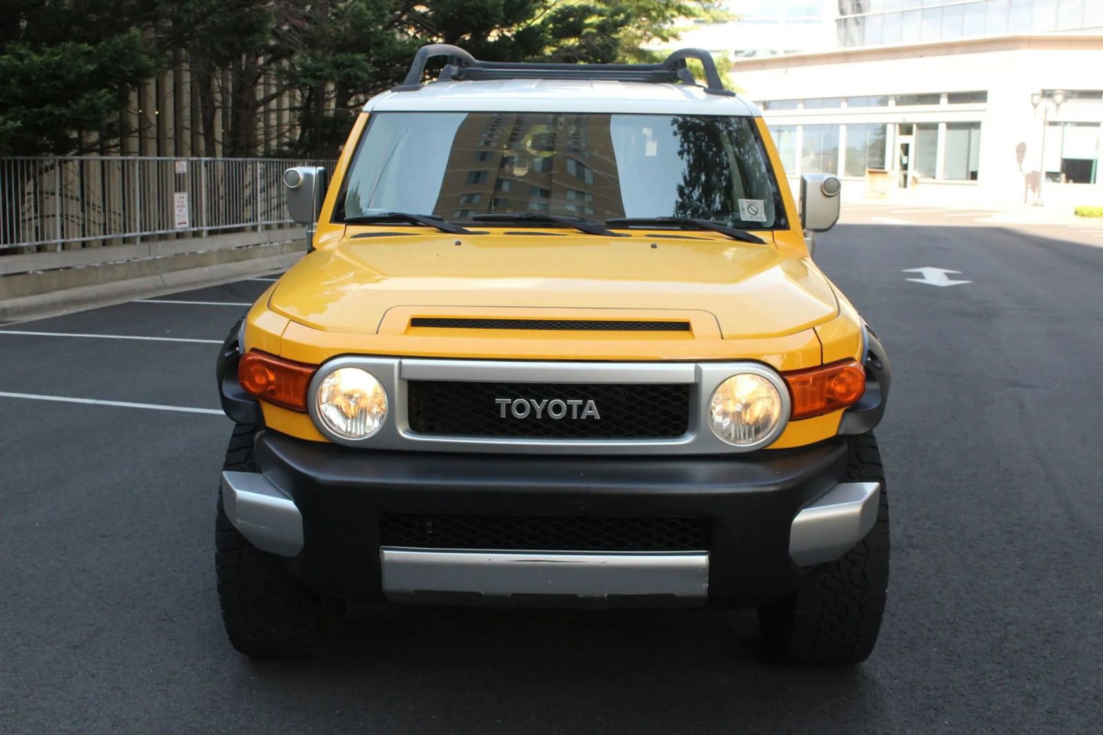 Used 2007 Toyota FJ Cruiser 4WD image 3