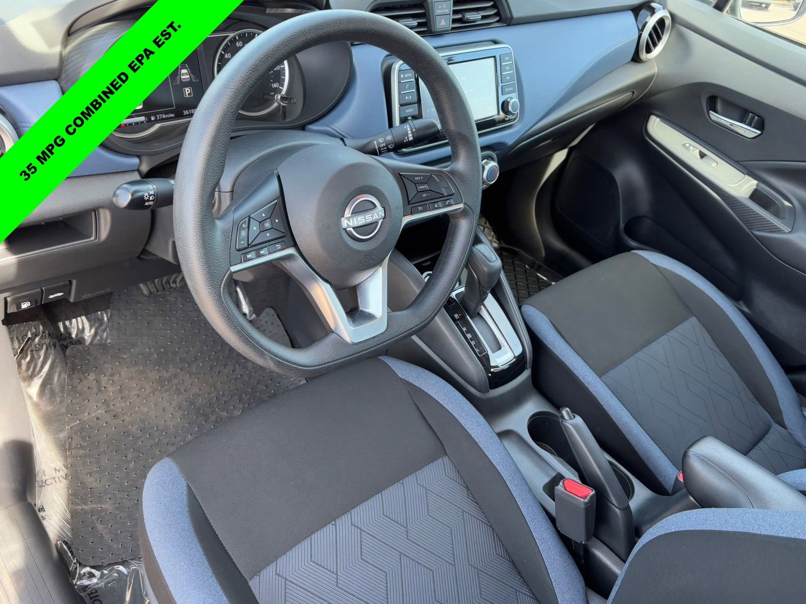 Used 2025 Nissan Versa SV image 16