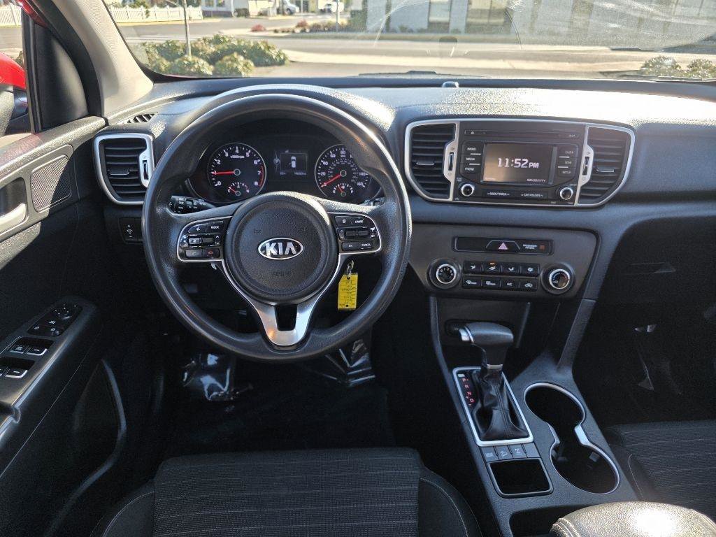 Used 2018 Kia Sportage LX AWD/4WD image 11