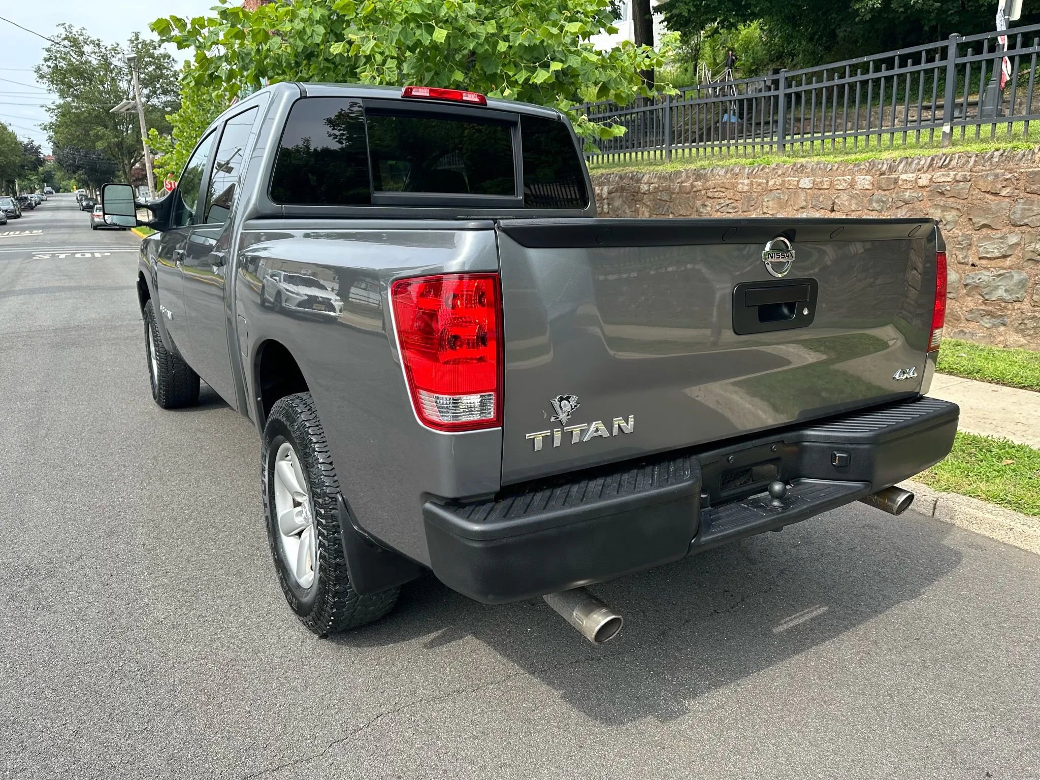 Used 2015 Nissan Titan PRO-4X image 8
