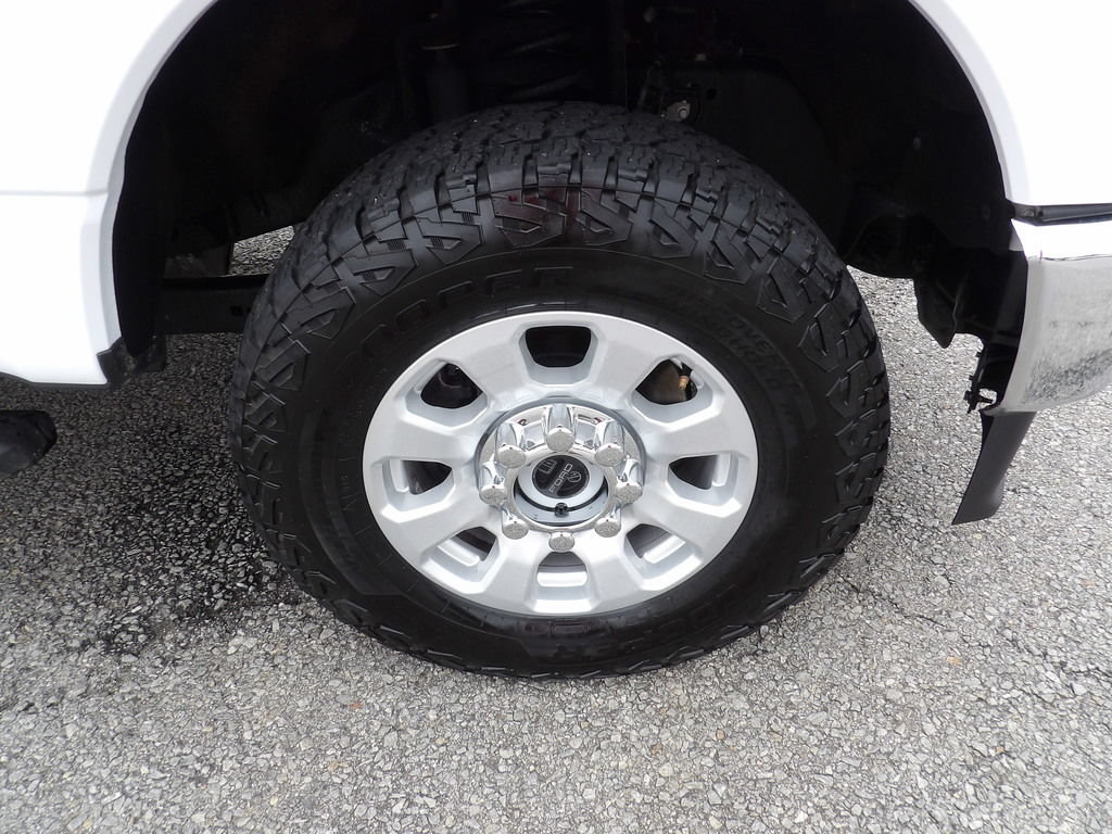 Used 2024 Ford F250 XLT w/ FX4 Off-Road Package AWD/4WD image 55