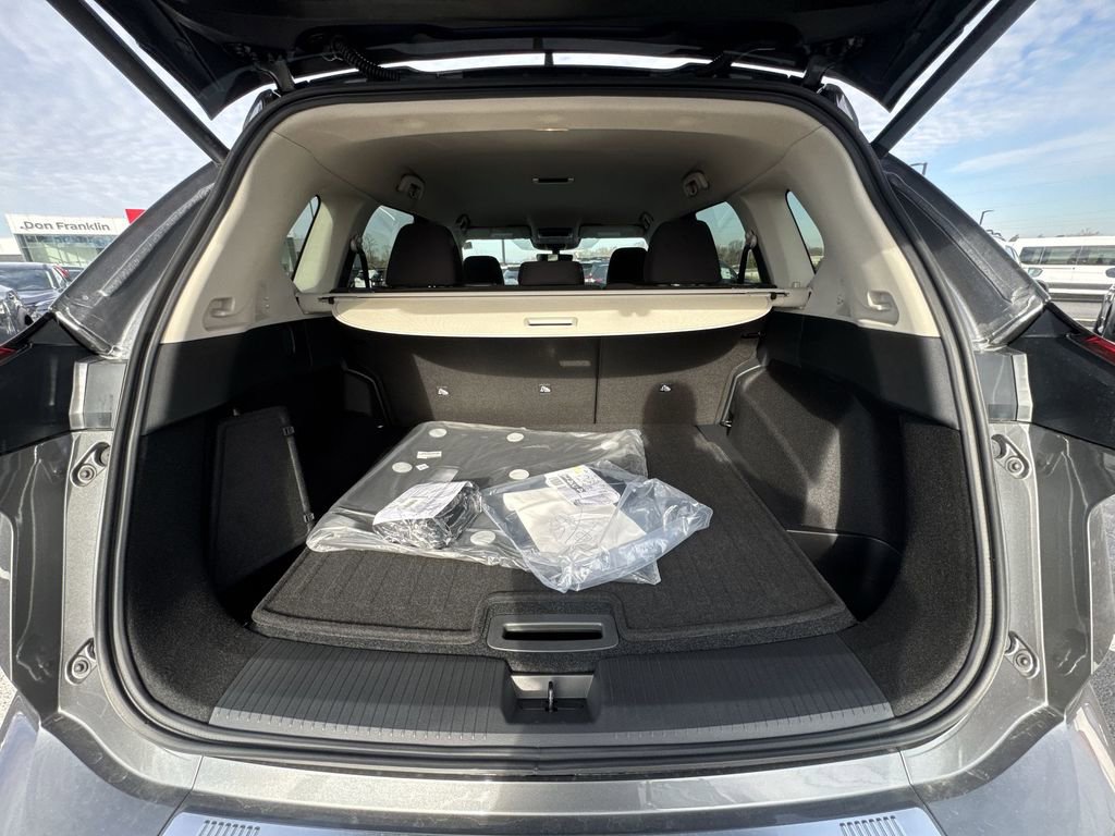 New 2026 Nissan Rogue SV image 22