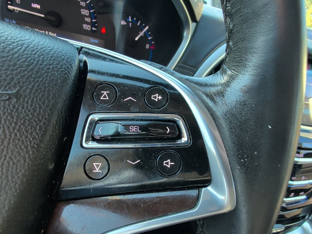 Used 2016 Cadillac SRX Luxury w/ Driver Awareness Package FWD image 15