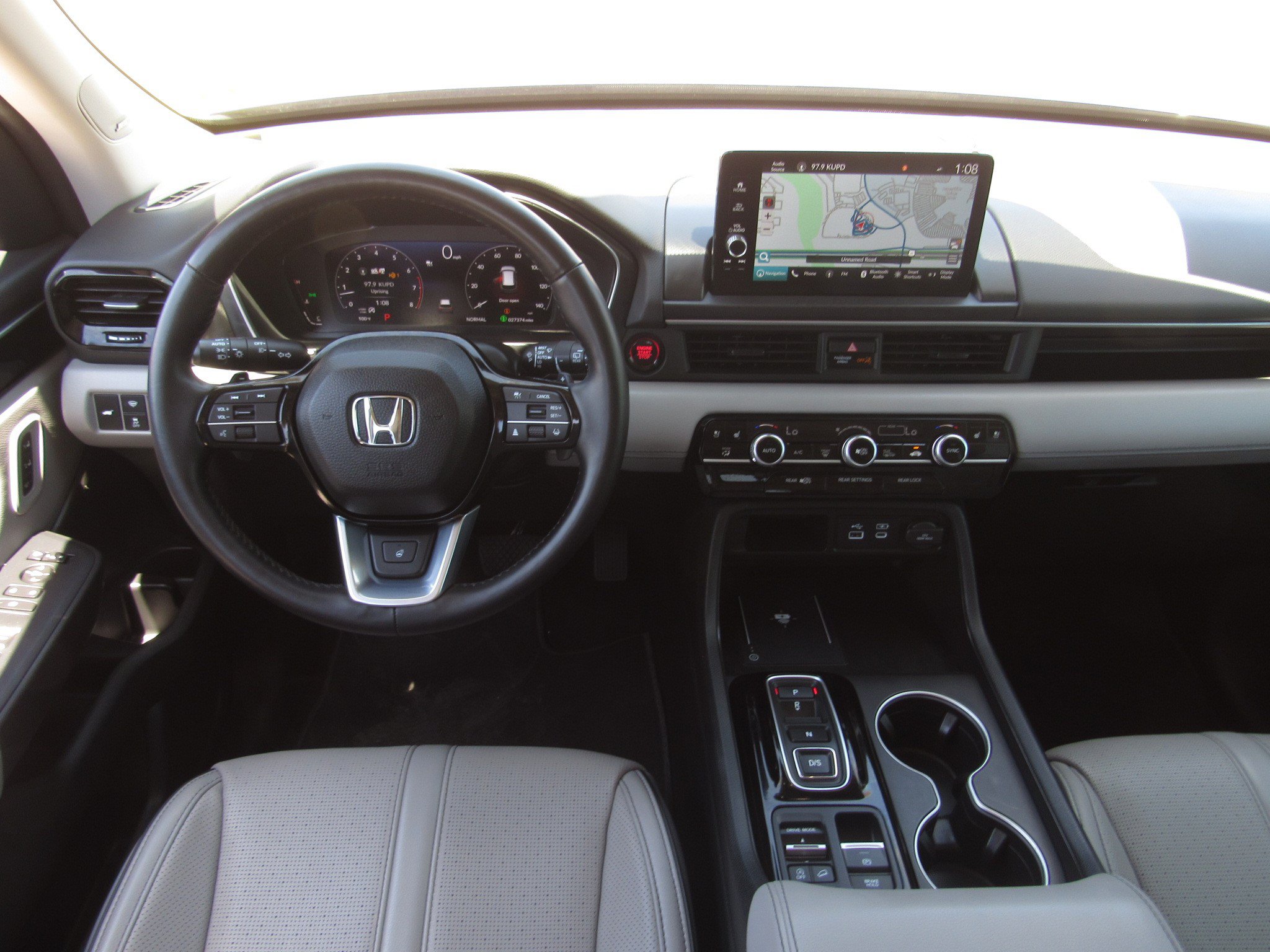 Certified 2023 Honda Pilot Elite image 18