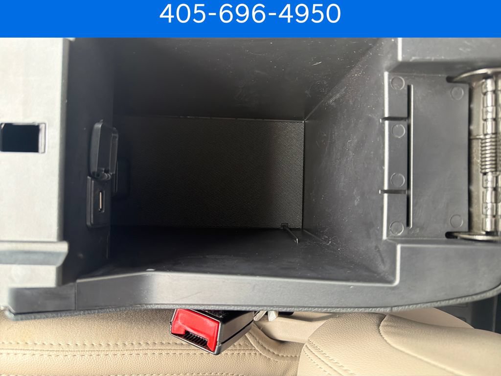 Used 2019 Ford Explorer Limited w/ Class III Trailer Tow Package AWD/4WD image 32