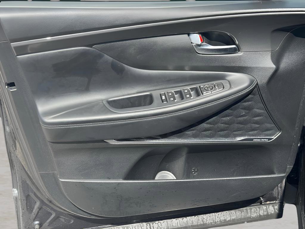 Used 2023 Hyundai Santa Fe SEL w/ Premium Package image 15