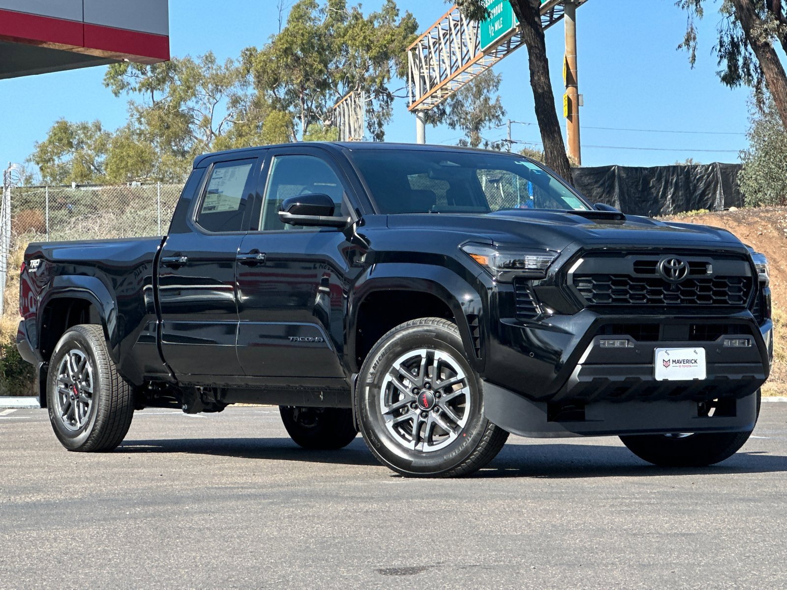 New 2025 Toyota Tacoma TRD Sport image 8
