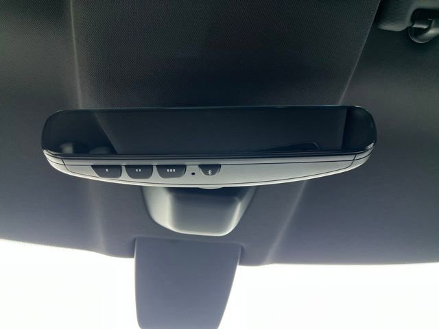 Certified 2025 Volkswagen ID. Buzz Pro S image 42