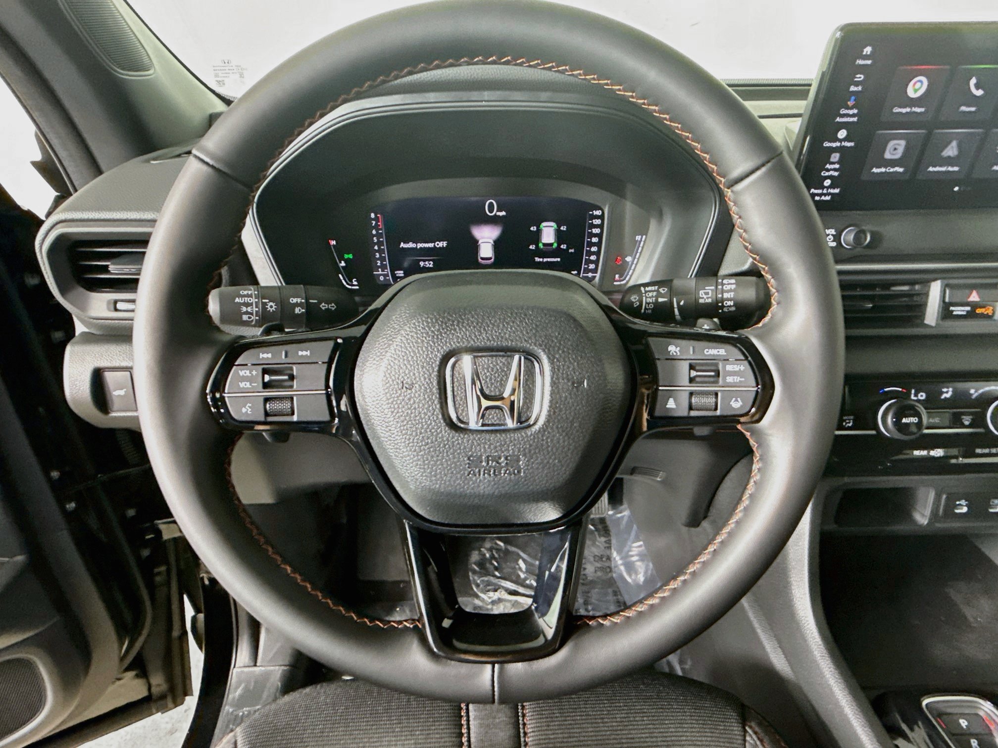 New 2026 Honda Pilot Sport image 11