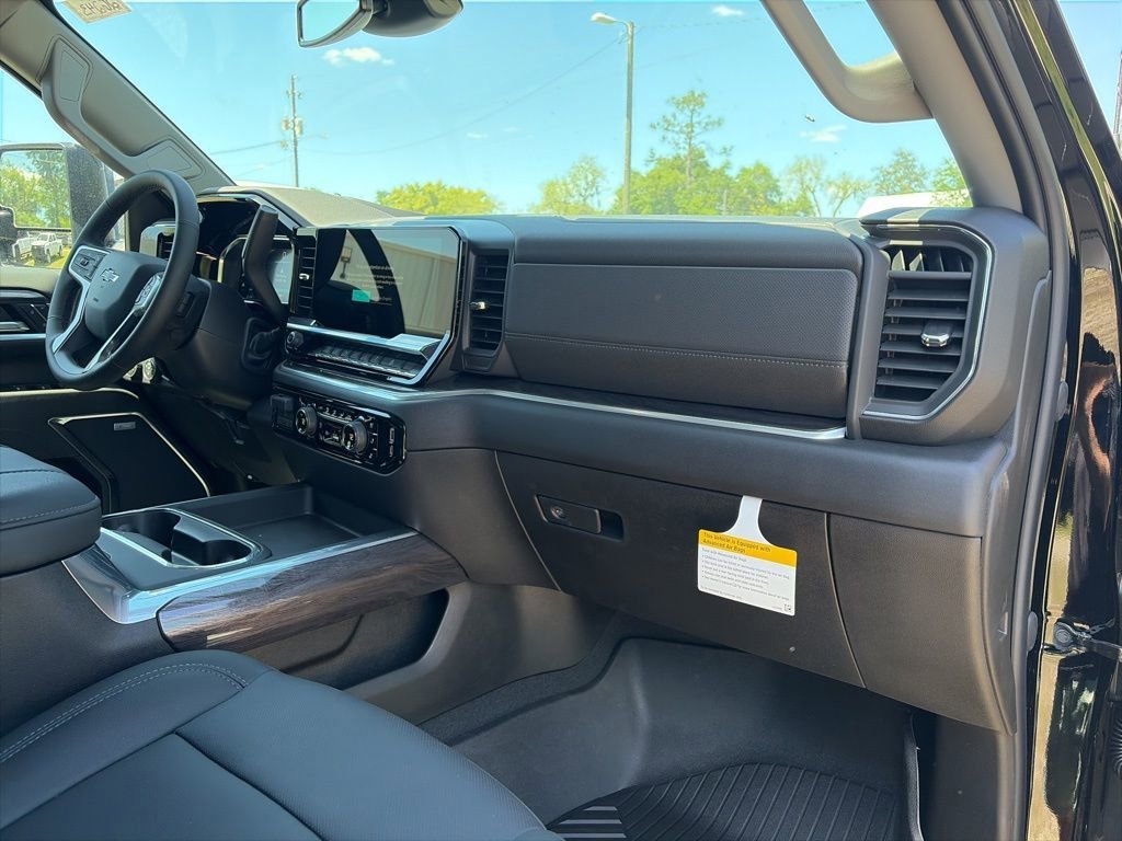 New 2026 Chevrolet Silverado 2500 LTZ w/ LTZ Plus Package image 13