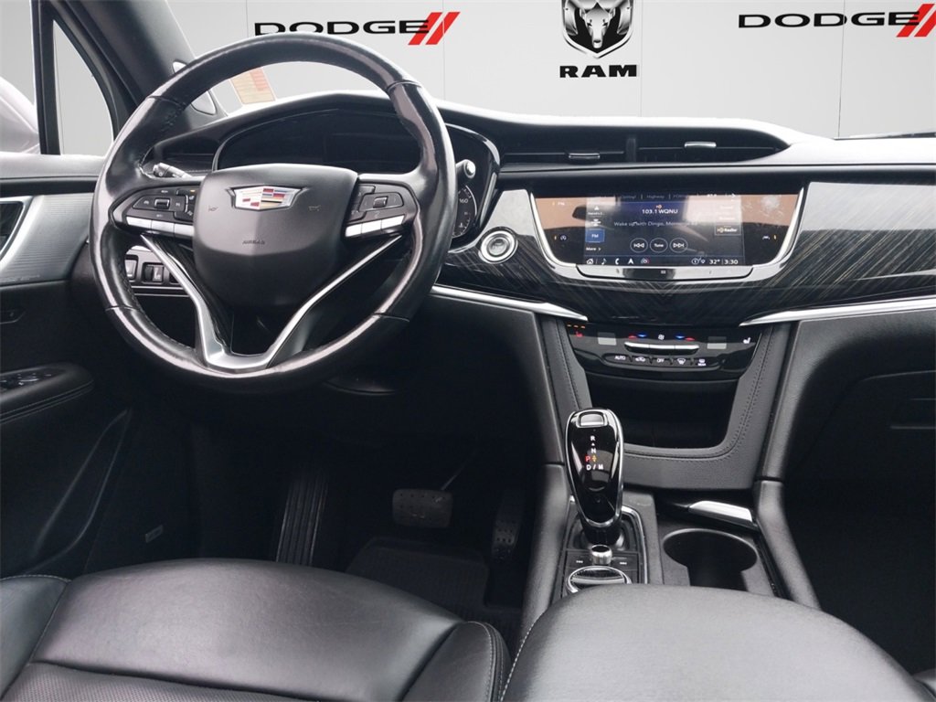 Used 2021 Cadillac XT6 Premium Luxury image 11