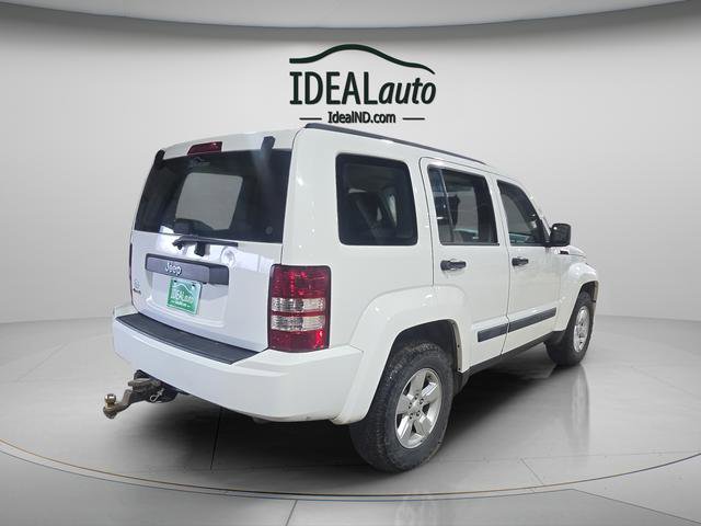 Used 2009 Jeep Liberty Sport image 9