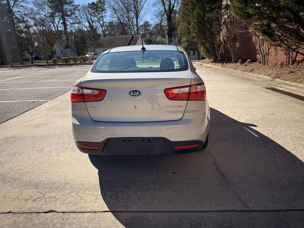 Used 2013 Kia Rio EX FWD image 4