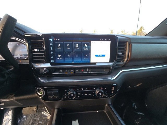 Used 2024 Chevrolet Silverado 3500 High Country image 10