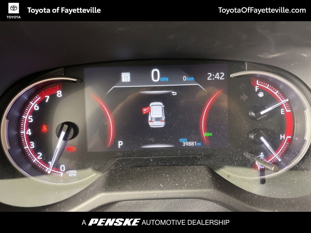 Used 2024 Toyota RAV4 XLE image 32