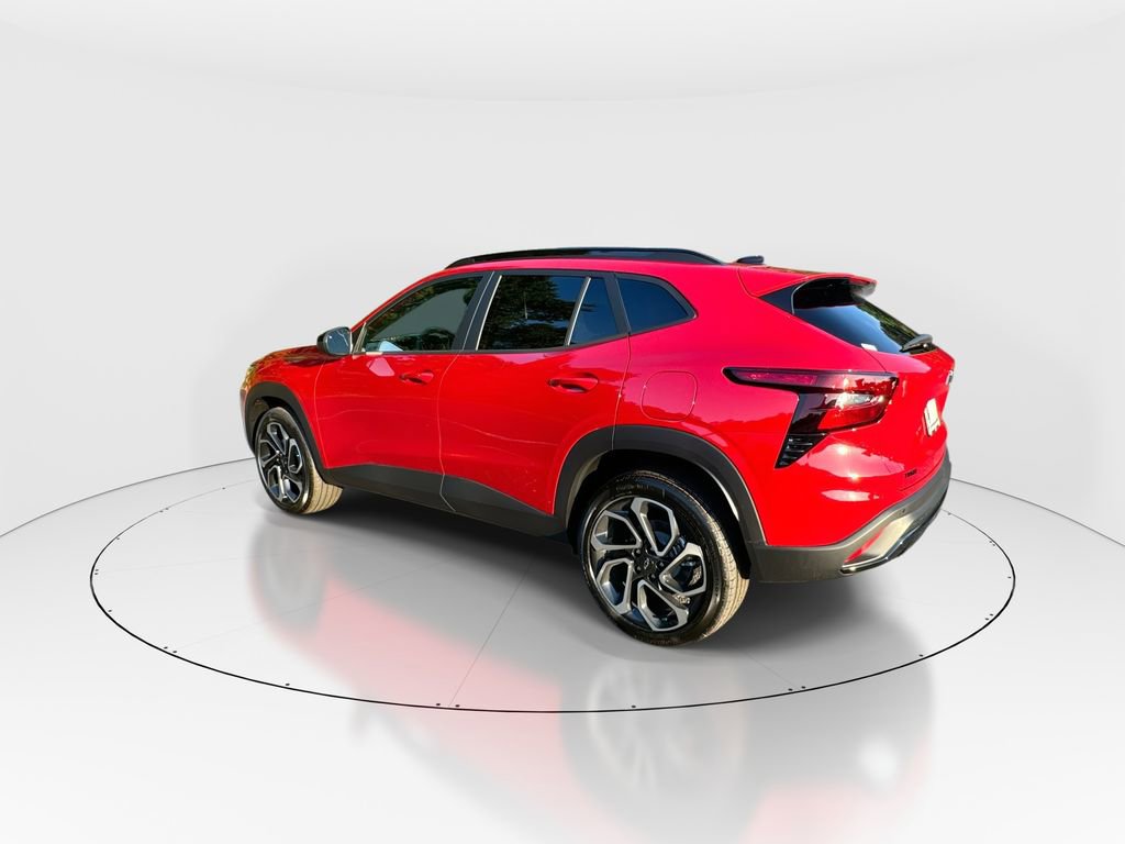 New 2026 Chevrolet Trax RS w/ Driver Confidence Package FWD image 6