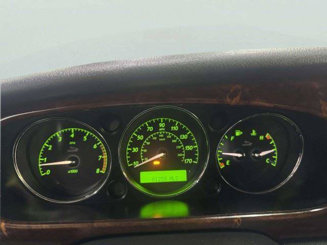 Used 2008 Jaguar XJ8 RWD image 22