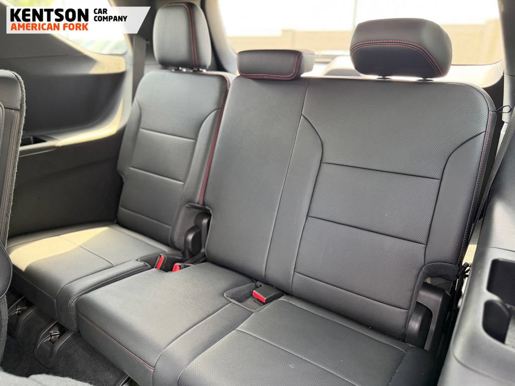 Used 2026 Chevrolet Traverse RS AWD/4WD image 30