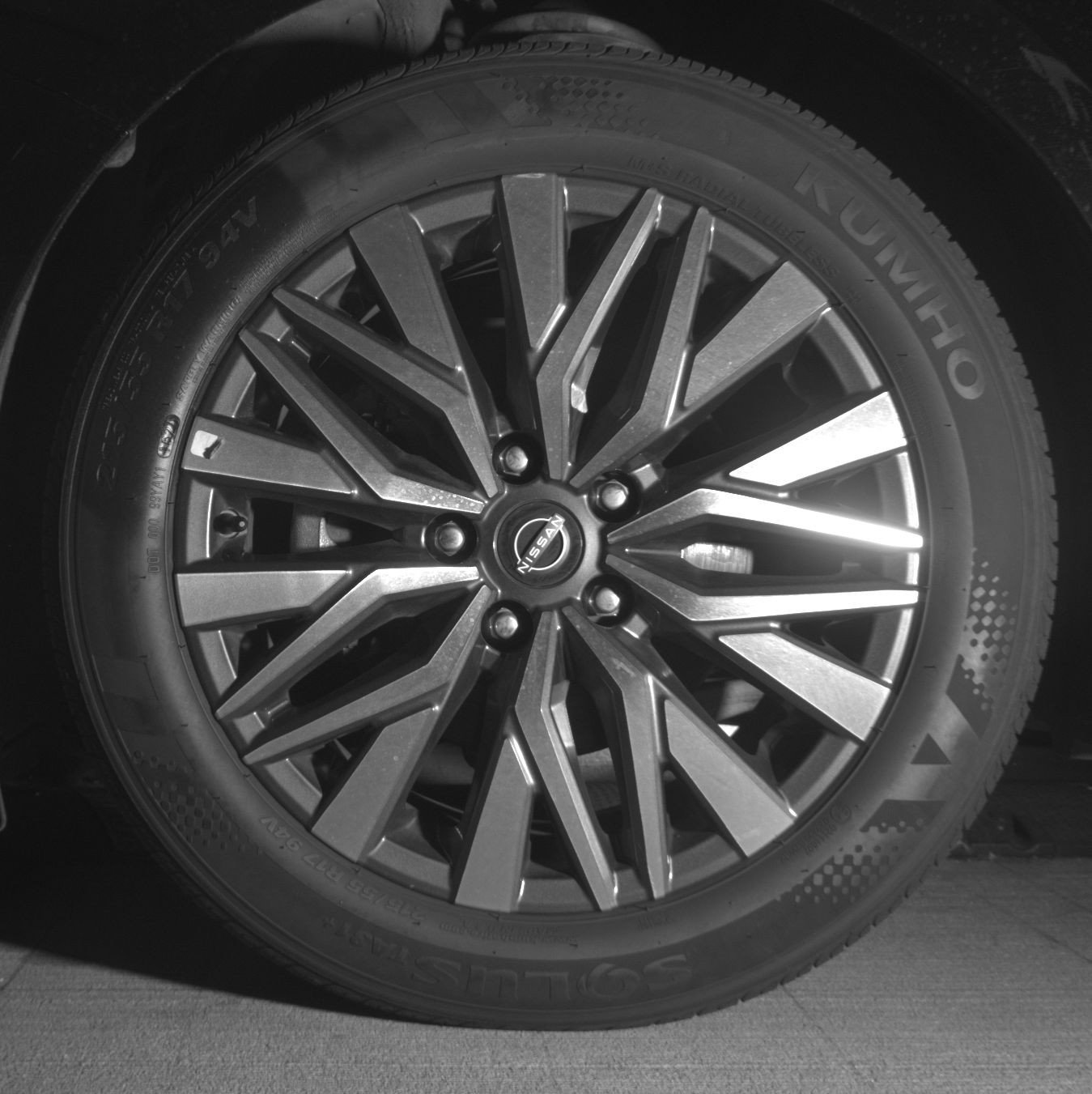 Used 2025 Nissan Altima 2.5 SV FWD image 12