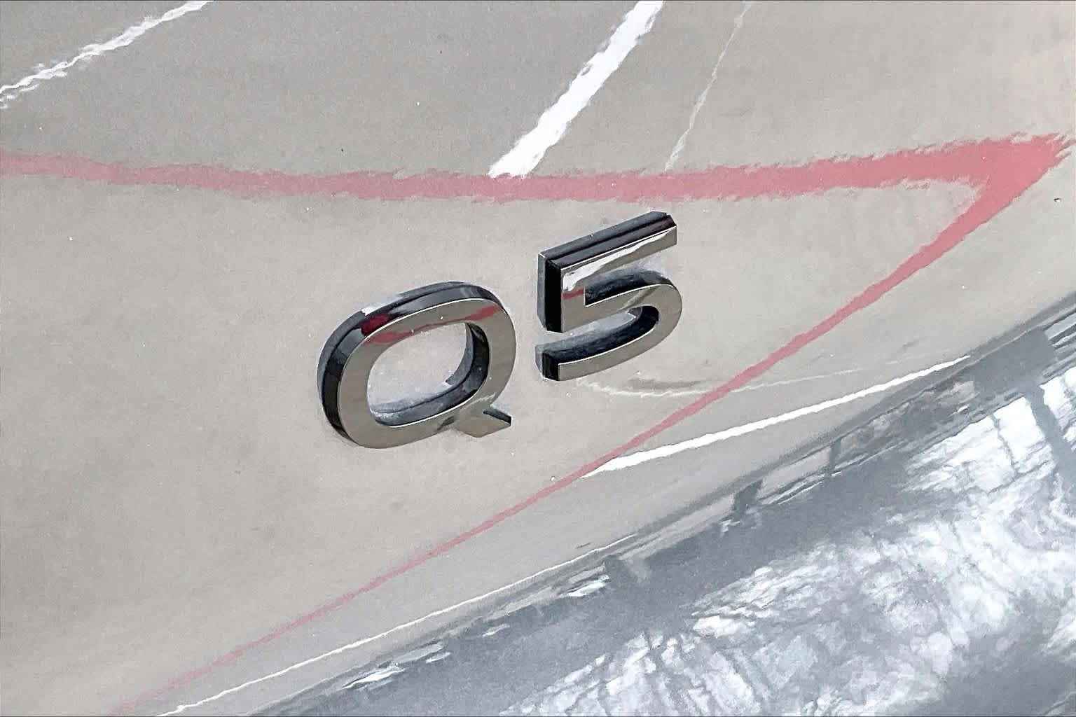 Certified 2025 Audi Q5 Premium w/ Convenience Package AWD/4WD image 31