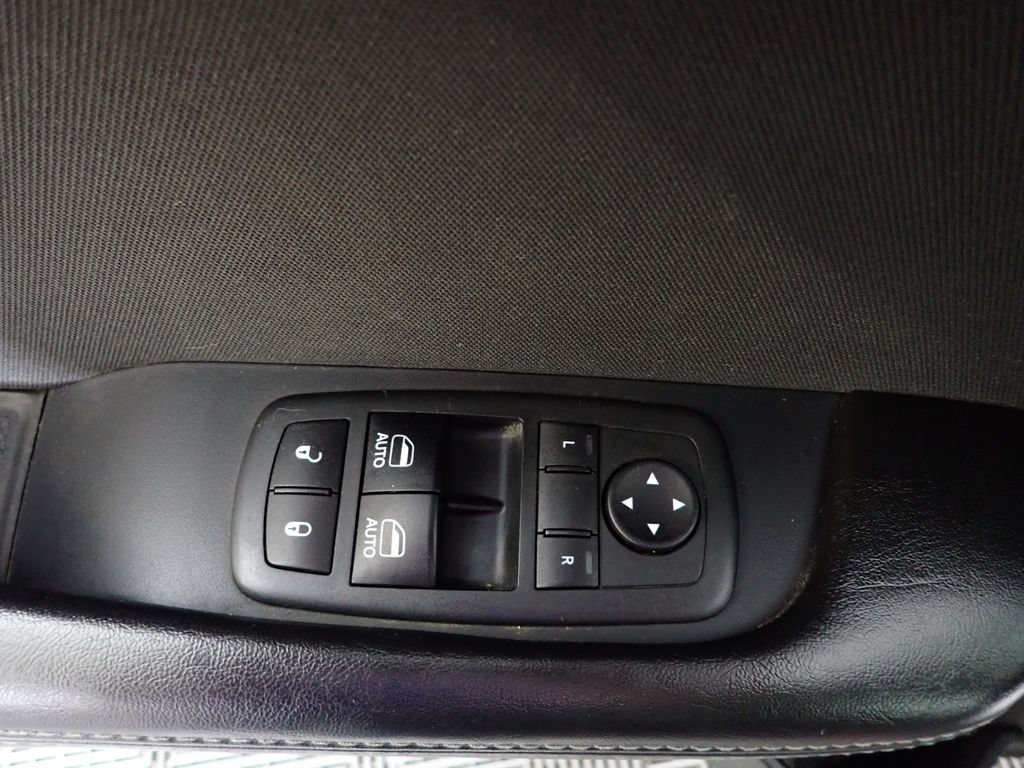 Used 2017 Dodge Challenger R/T w/ Blacktop Package RWD image 19